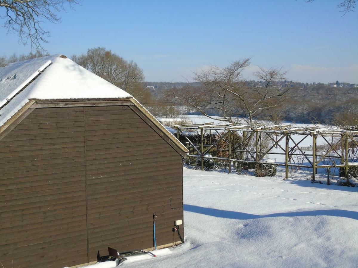 Bond'S Cottage Barn Royal Tunbridge Wells Exterior photo